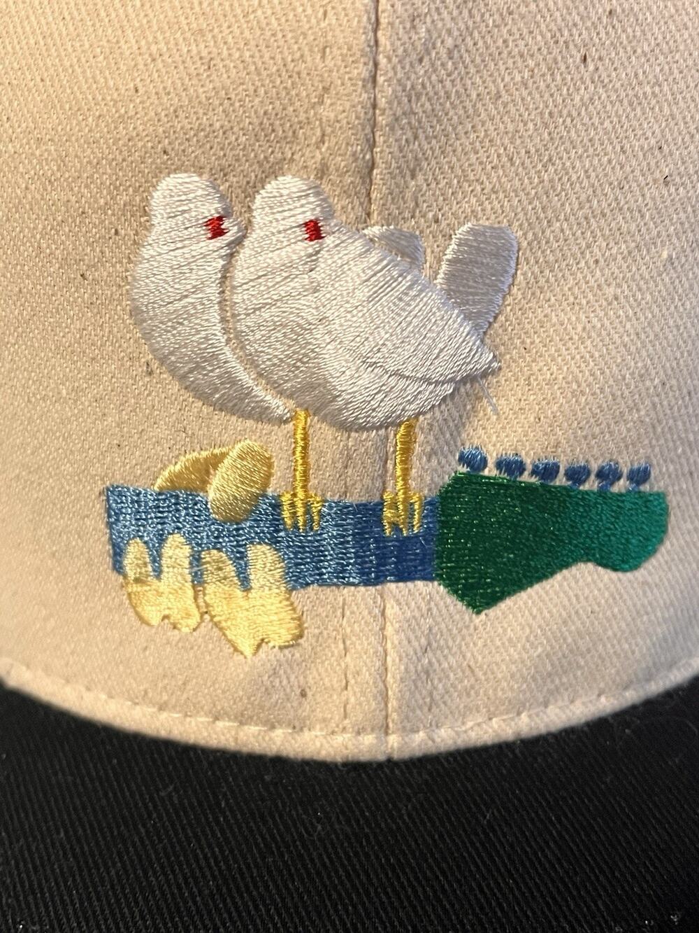 VNT 1994 Woodstock Music Festival snapback haticonic doves on a guitar log NWT